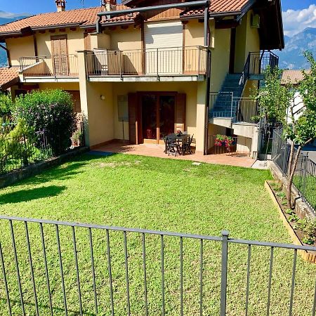 Strawberry House Villa Colico Exterior photo